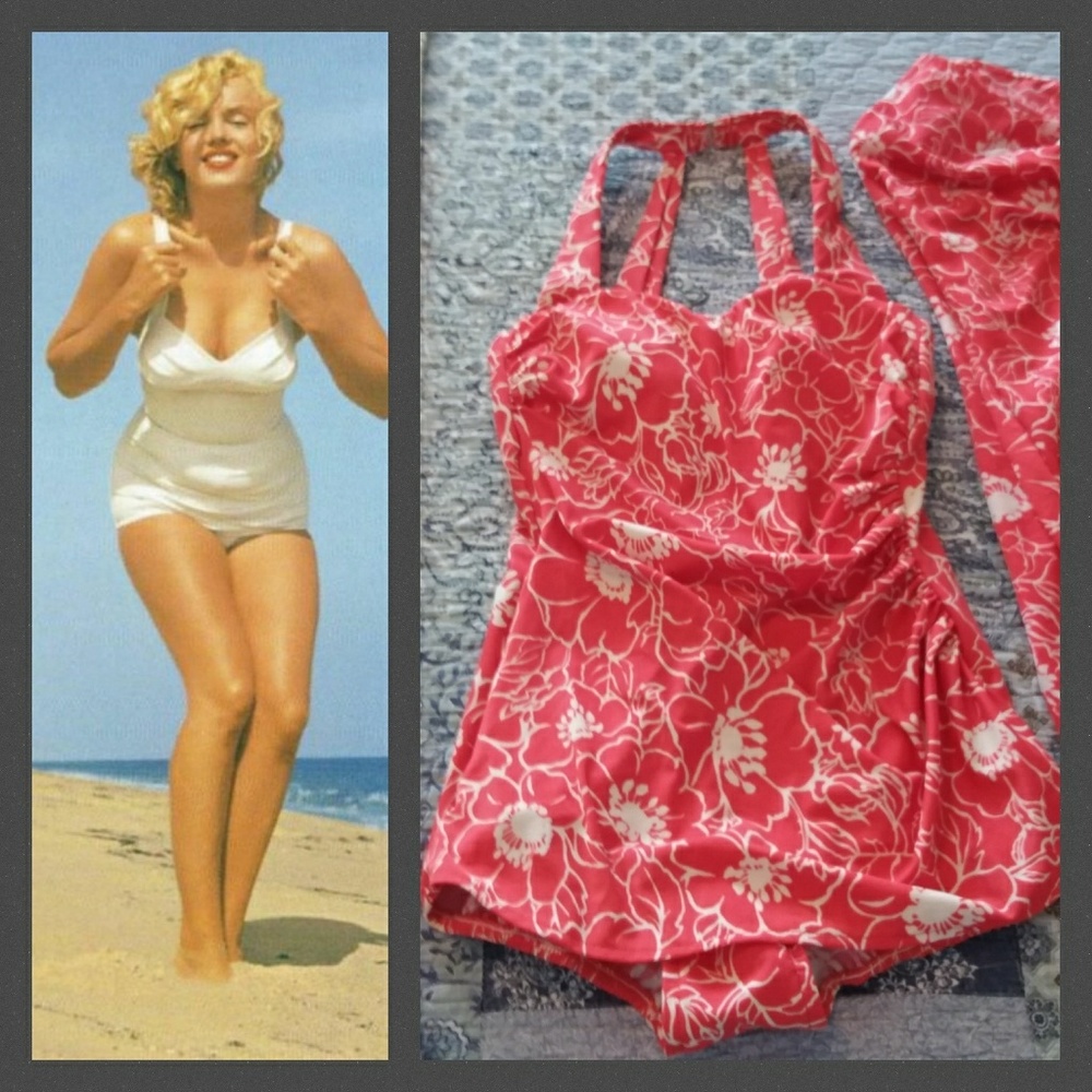 Beautiful Vintage Lands End Swimsuit / Bathingsuit